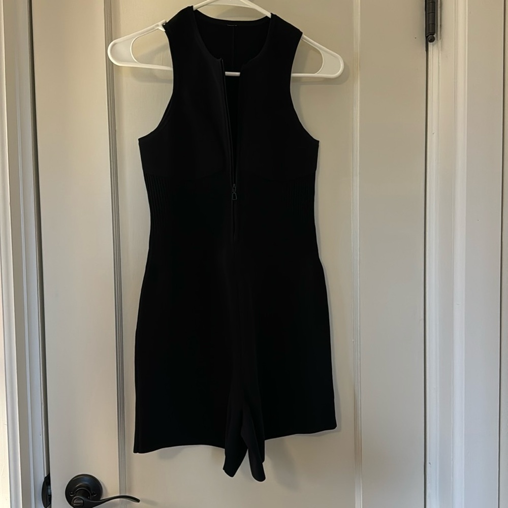 Lululemon tight knit fit bodysuit